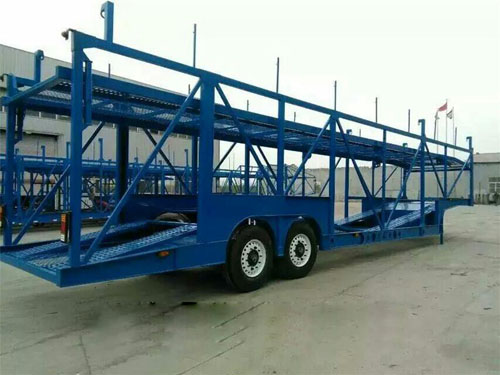 轎運(yùn)車(chē)