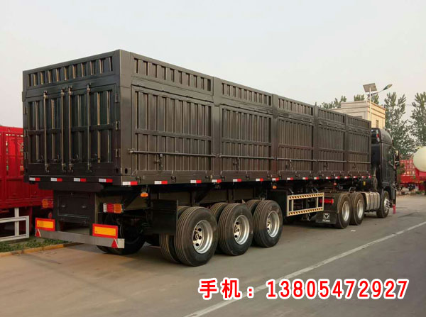 側(cè)翻自卸半掛車(chē)